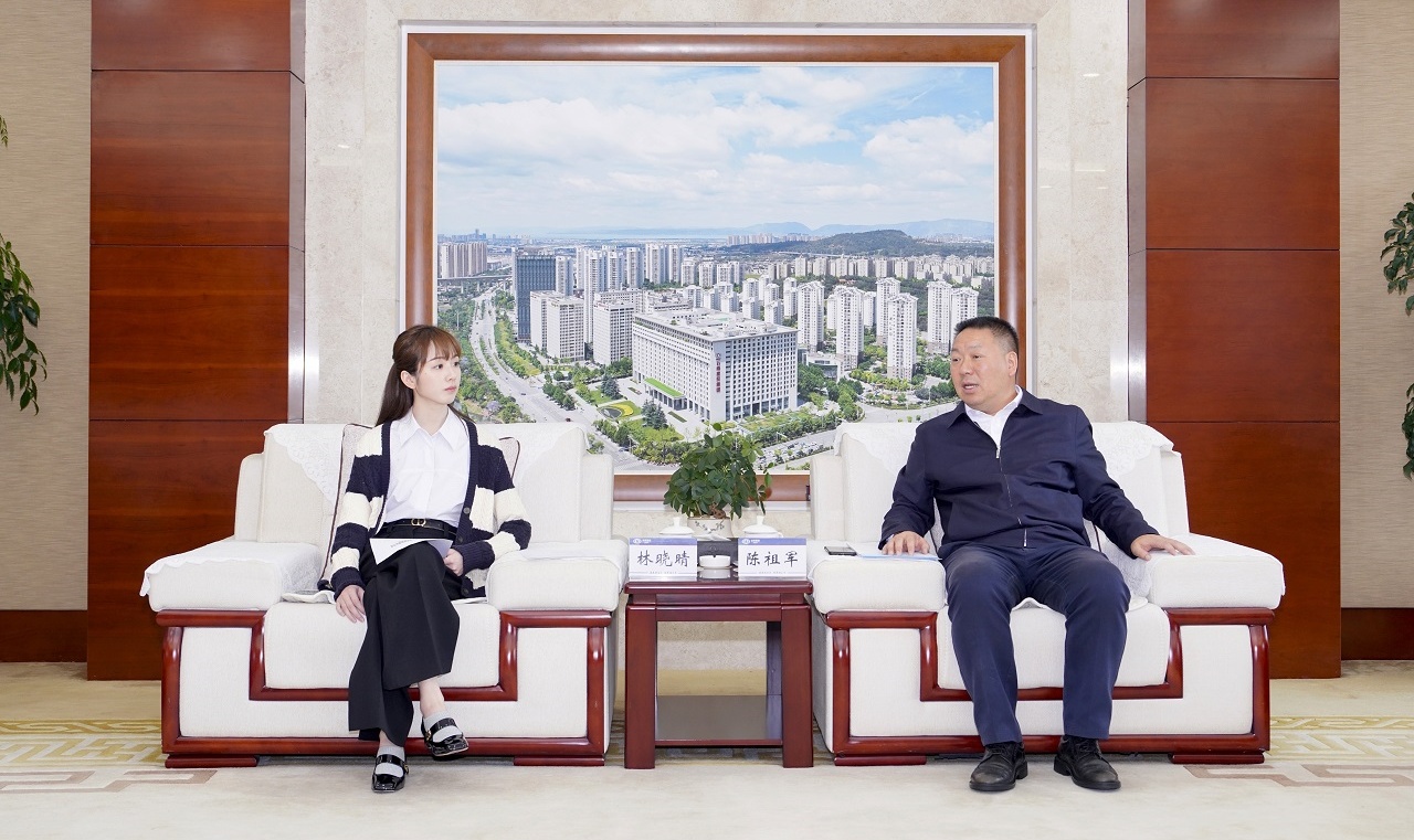 公司董事长林晓晴一行拜访云南建投集团并举行工作座谈会