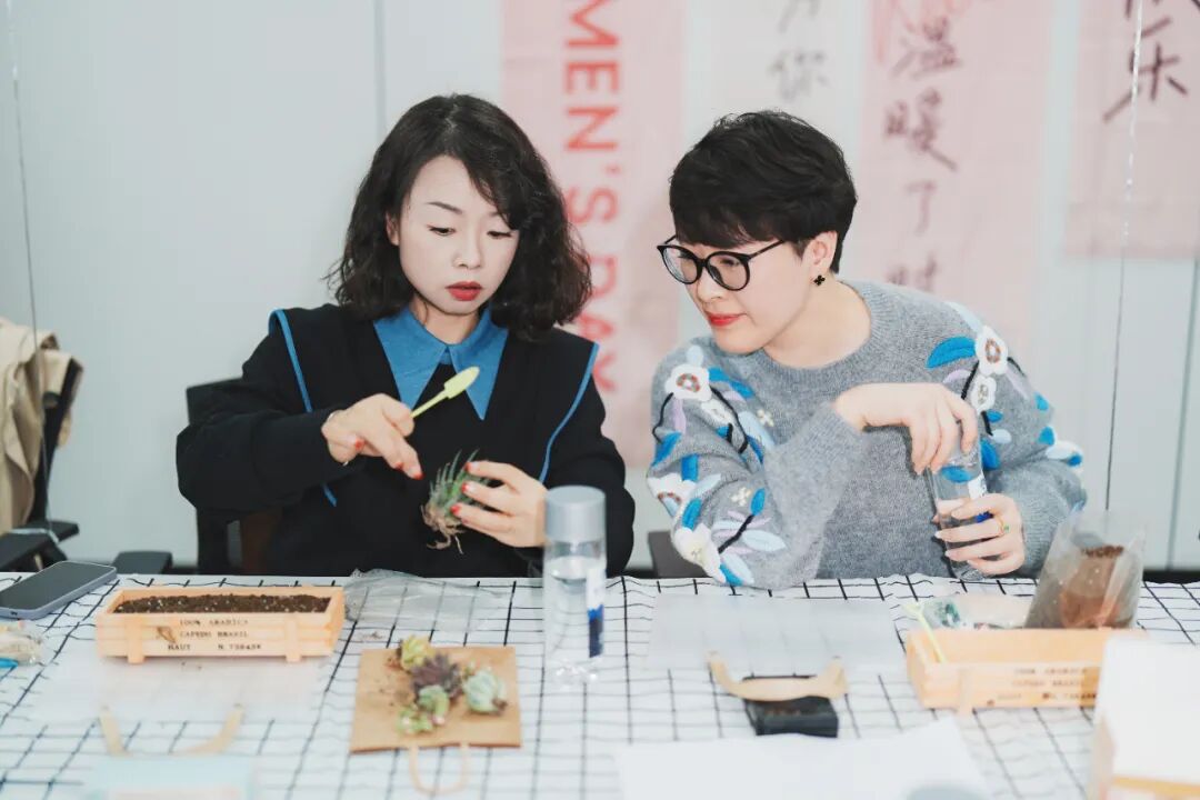 春风如你 熠熠芳华∣祝全体女同胞节日快乐！